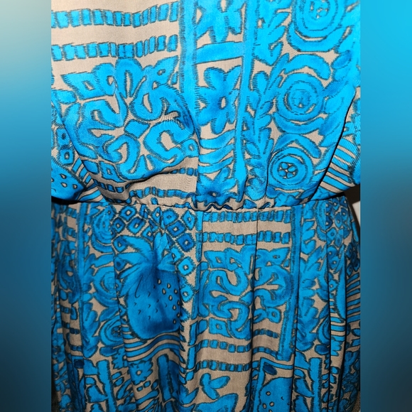 Vintage Tanner crest pattern longsleeve dress - Picture 8 of 10